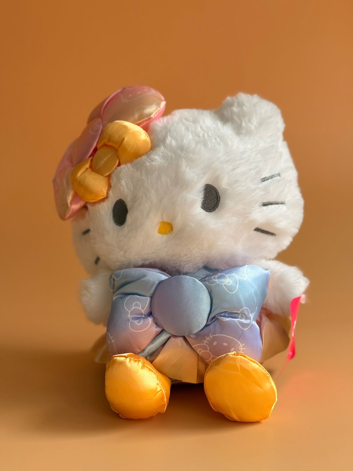 Hello Kitty moño colores 20 cm 31490