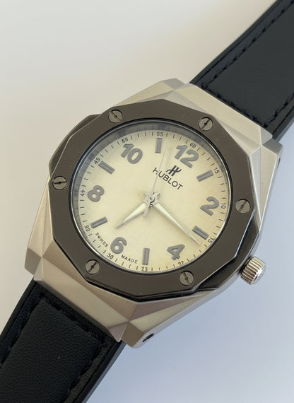 Reloj en cuero 31631 CAJACR